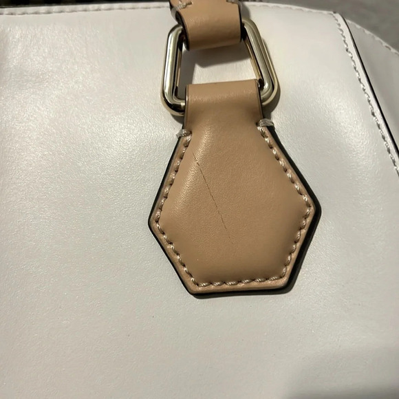 Kate Spade White & Brown Crossbody Purse with Camel Brown Straps - Picture 4 of 10